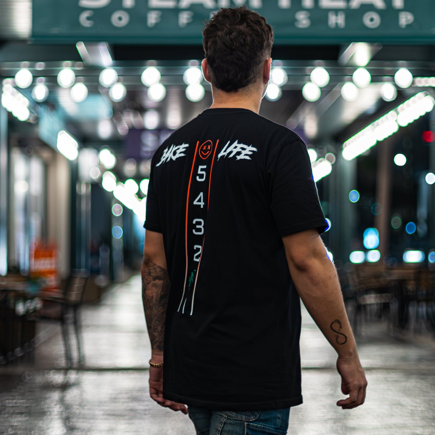 SHIFT TEE